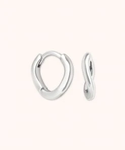 Astrid & Miyu Wave Huggies In Silver New In