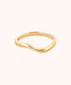 Astrid & Miyu Wave Ring In Gold New In