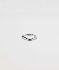 Astrid & Miyu Wave Ring In Silver