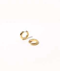 Astrid & Miyu New In Bold Medium Hoops In Gold