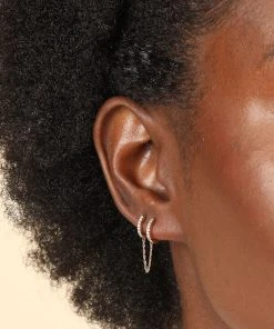 Astrid & Miyu Chain Link Huggies In Gold