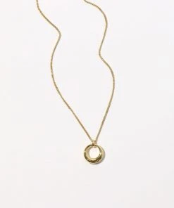 Astrid & Miyu Bold Halo Pendant Necklace In Gold 8 Astrid & Miyu Bold Halo Pendant Necklace In Gold