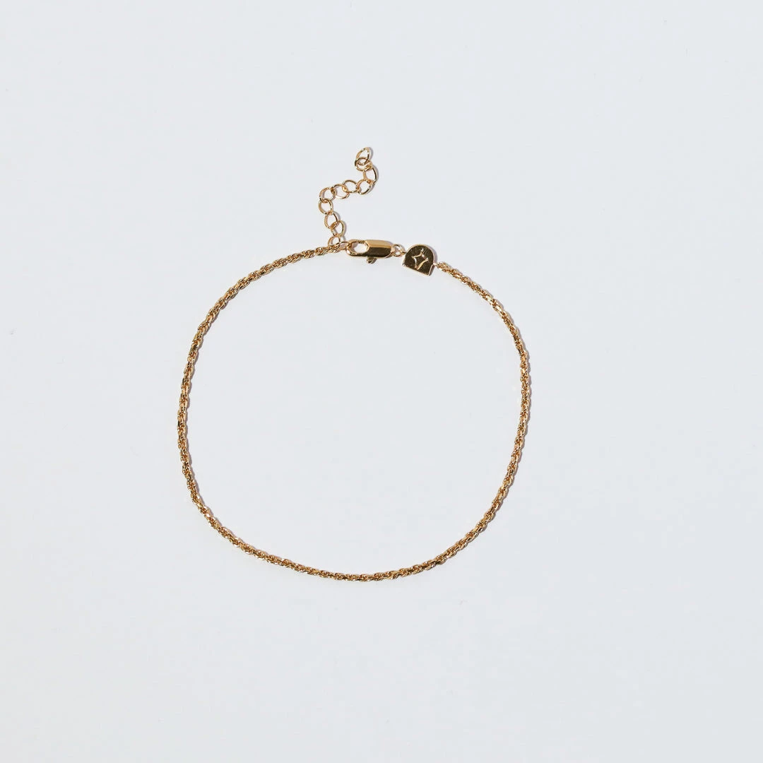 Astrid & Miyu New In Rope Chain Anklet In Gold 5 Astrid & Miyu New In Rope Chain Anklet In Gold