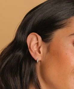 Astrid & Miyu New In Checkerboard Huggies In Silver