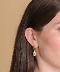 Astrid & Miyu Checkerboard Pendant Hoops In Gold