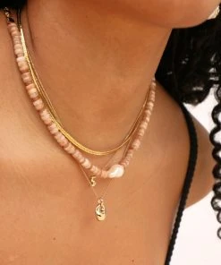 Astrid & Miyu New In Sunstone Beaded Necklace In Gold