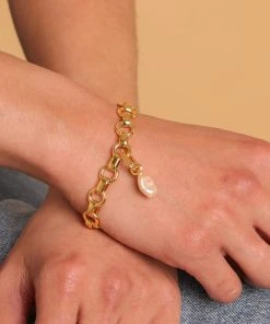 Astrid & Miyu Pearl Pendant Charm In Gold New In 11 Astrid & Miyu Pearl Pendant Charm In Gold New In