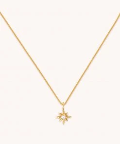 Astrid & Miyu New In Twilight Star Pendant Necklace In Gold