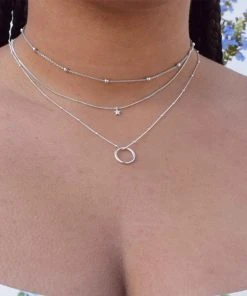 Astridandmiyu Basic Halo Pendant Necklace In Silver Sale