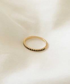 Astrid & Miyu Black Crystal Stacking Ring In Gold