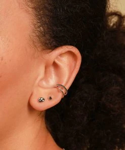 Astrid & Miyu Sale Black Crystal Stud Earrings In Silver