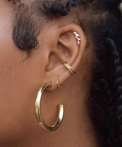 Astridandmiyu Crystal Barbell In Gold Best Sellers 11 Astridandmiyu Crystal Barbell In Gold Best Sellers