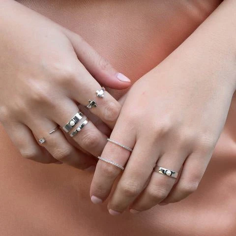 Astridandmiyu Pearl Signet Ring In Silver 5 Astridandmiyu Pearl Signet Ring In Silver