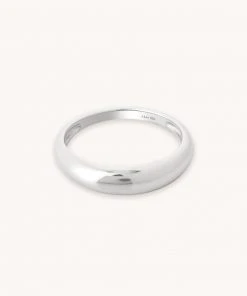 Astrid & Miyu Essential Dome Ring In Silver Rings
