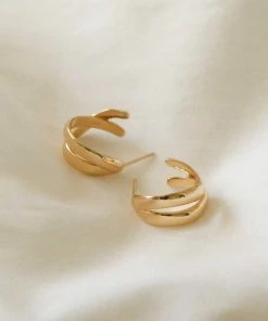Astrid & Miyu Molten Duo Small Hoops In Gold Earrings 8 Astrid & Miyu Molten Duo Small Hoops In Gold Earrings