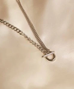 Astrid & Miyu Duo T-Bar Necklace In Silver