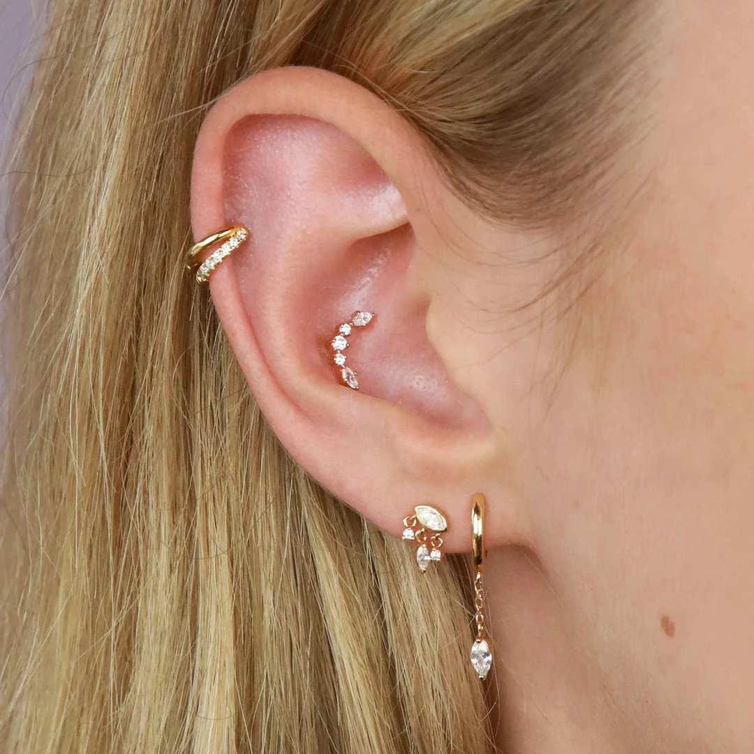 Astrid & Miyu Elysian Curved Barbell In Gold Sale 4 Astrid & Miyu Elysian Curved Barbell In Gold Sale