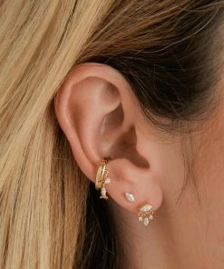 Astrid & Miyu Elysian Crystal Ear Cuff In Gold