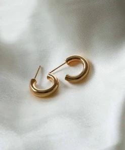 Astrid & Miyu Essential Small Hoops In Gold 8 Astrid & Miyu Essential Small Hoops In Gold