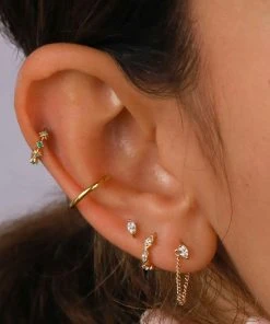 Astrid & Miyu Best Sellers Cosmic Emerald Hoop 6.5mm In Gold