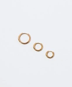 Astrid & Miyu Essential 8mm Hoop In Gold