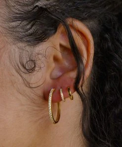 Astrid & Miyu Illusion Stud Earrings In Gold