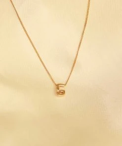 Astrid & Miyu Pendant Necklaces G Initial Pendant Necklace In Gold With G