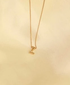 Astrid & Miyu Z Initial Pendant Necklace In Gold With Z Pendant Necklaces