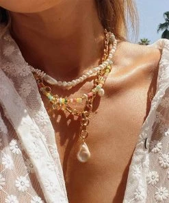 Astrid & Miyu New In Flow Beaded Necklace In Gold