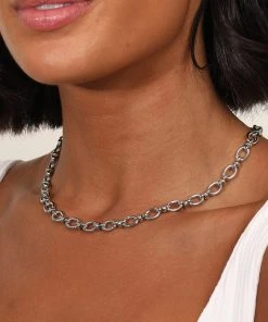 Astrid & Miyu New In Open Link Chain Necklace In Silver