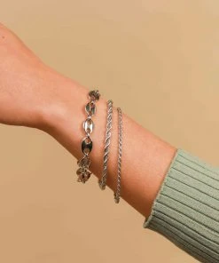 Astrid & Miyu Mariner Chain Bracelet In Silver