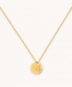 Astrid & Miyu Molten Coin Pendant Necklace In Gold