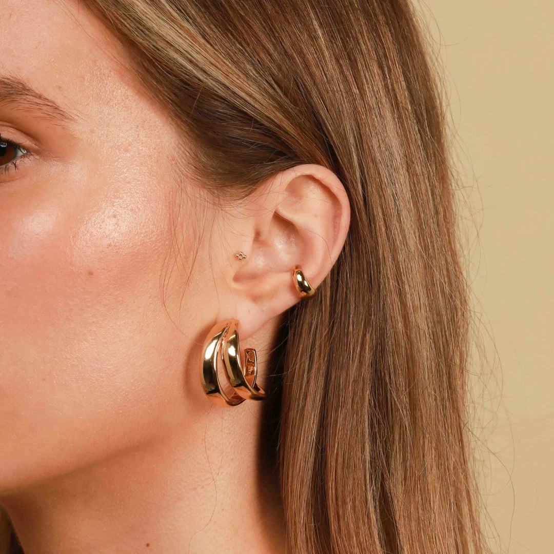 Astrid & Miyu Molten Ear Cuff In Gold 4 Astrid & Miyu Molten Ear Cuff In Gold