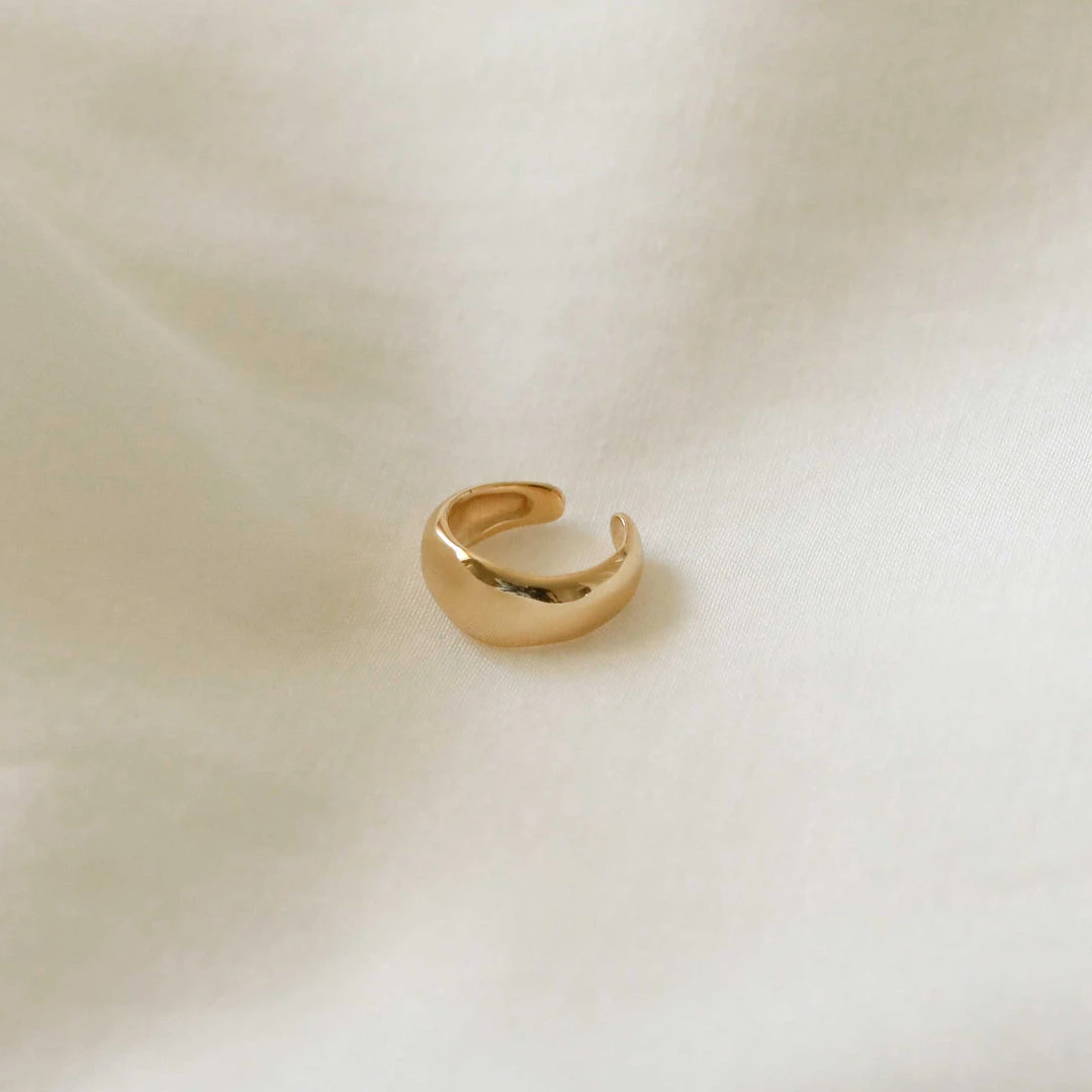 Astrid & Miyu Molten Ear Cuff In Gold 5 Astrid & Miyu Molten Ear Cuff In Gold