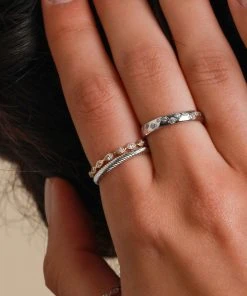 Astrid & Miyu Best Sellers Navette Crystal Band Ring In Gold