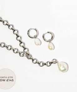 Astrid & Miyu Opulent Stacking Set In Silver New In