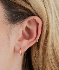 Astrid & Miyu Solid Gold Simple Piercing Hoop