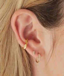 Astrid & Miyu Solid Gold Crystal Star Piercing Stud