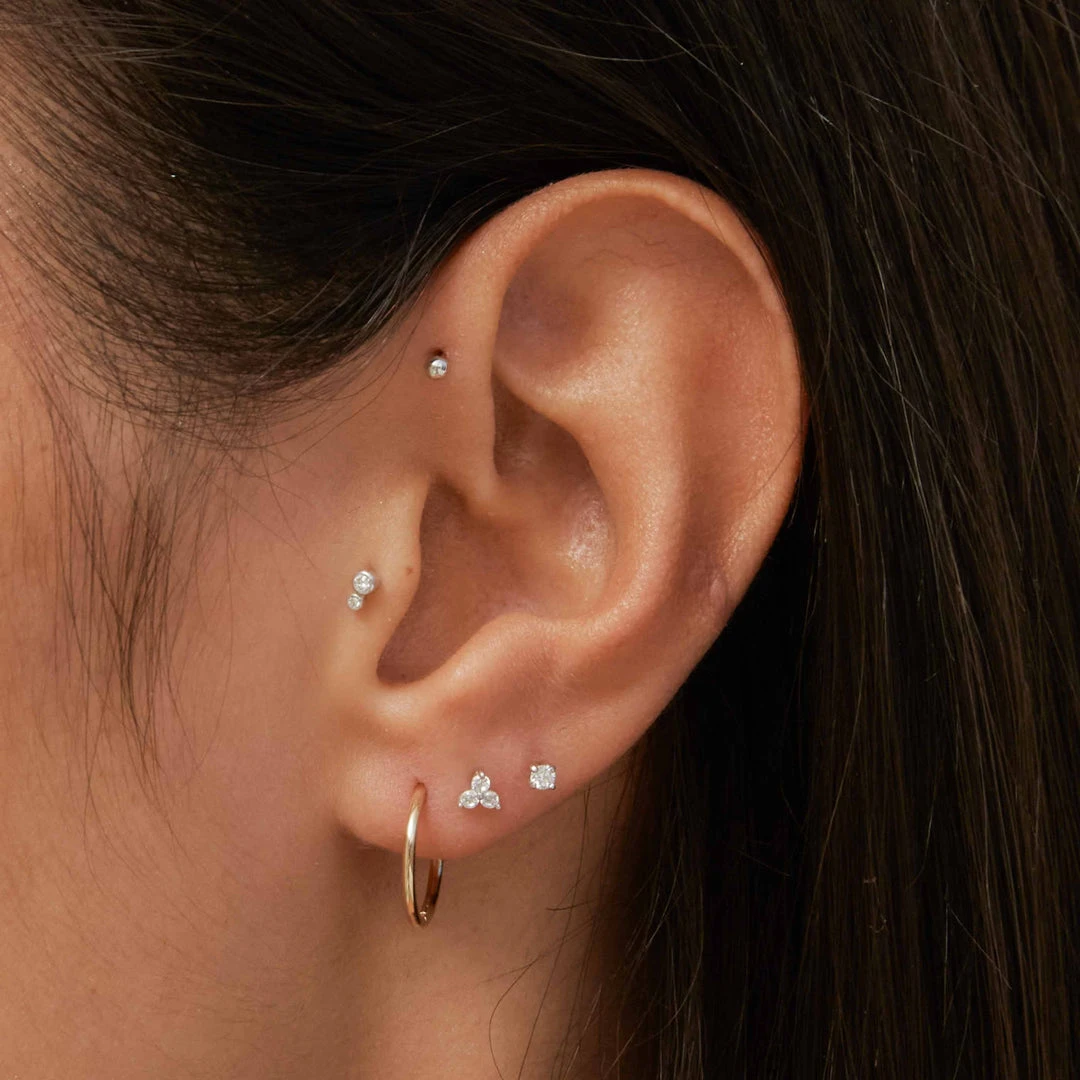 Astrid & Miyu Earrings Solid White Gold Triple Crystal Piercing Stud 7 Astrid & Miyu Earrings Solid White Gold Triple Crystal Piercing Stud