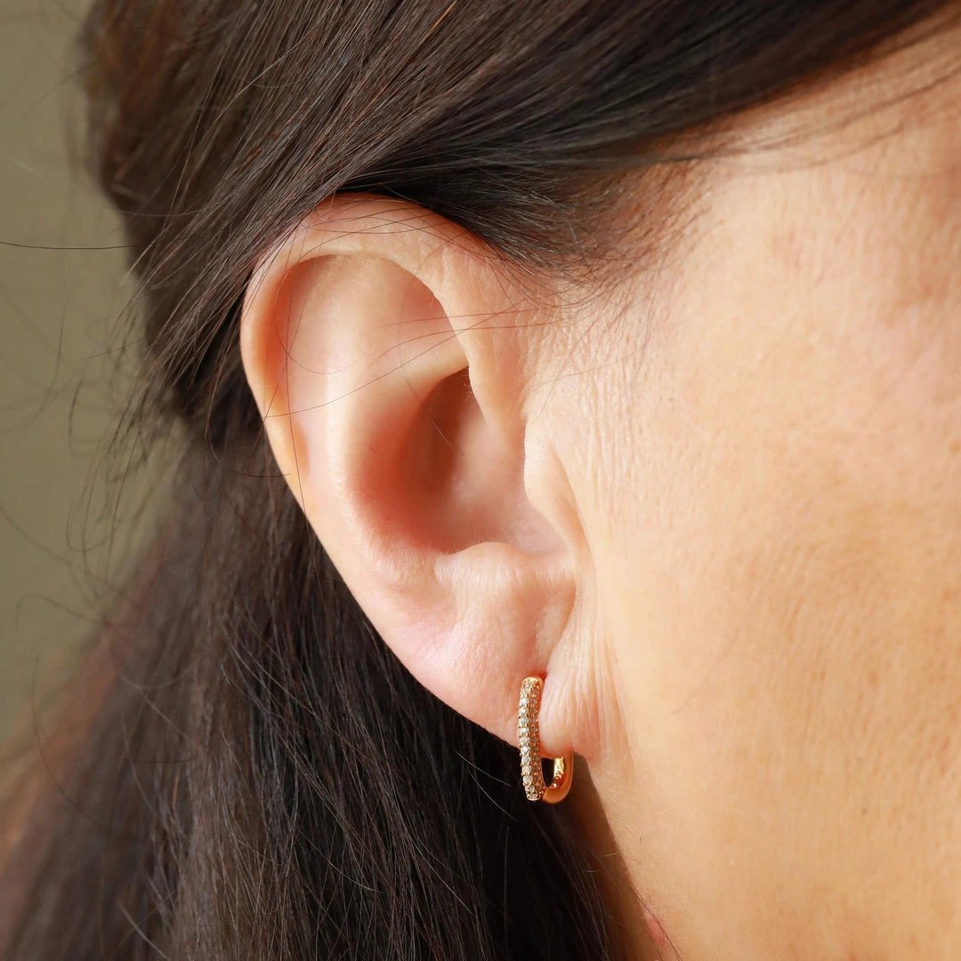 Astrid & Miyu Rectangular Glimmer Huggies In Gold 6 Astrid & Miyu Rectangular Glimmer Huggies In Gold