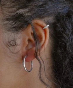 Astrid & Miyu Simple Hinge Large Hoops In Silver Earrings