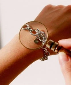 Astrid & Miyu Textured Oval Link T-Bar Bracelet In Silver