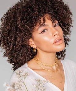 Astrid & Miyu Necklaces Textured Oval Link T-Bar Necklace In Gold