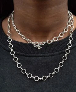 Astrid & Miyu Textured Oval Link T-Bar Necklace In Silver Necklaces