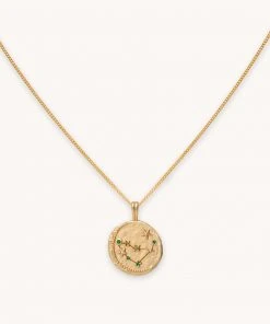 Astrid & Miyu Capricorn Zodiac Pendant Necklace In Gold
