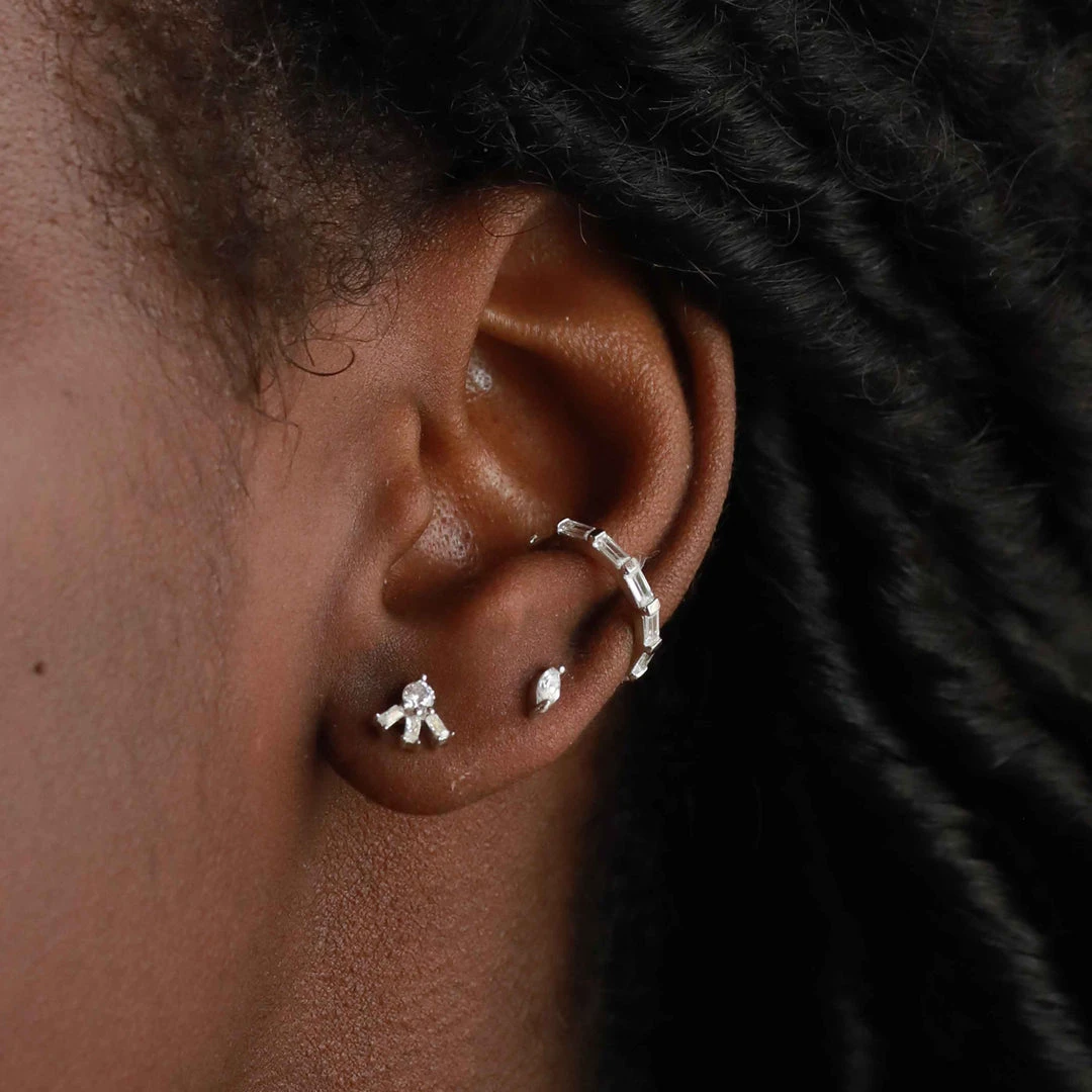 Astridandmiyu Baguette Crystal Ear Cuff In Silver Sale 4 Astridandmiyu Baguette Crystal Ear Cuff In Silver Sale