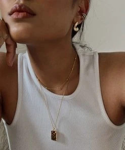 Astrid & Miyu Necklaces Essential Bold Beaded Choker In Gold