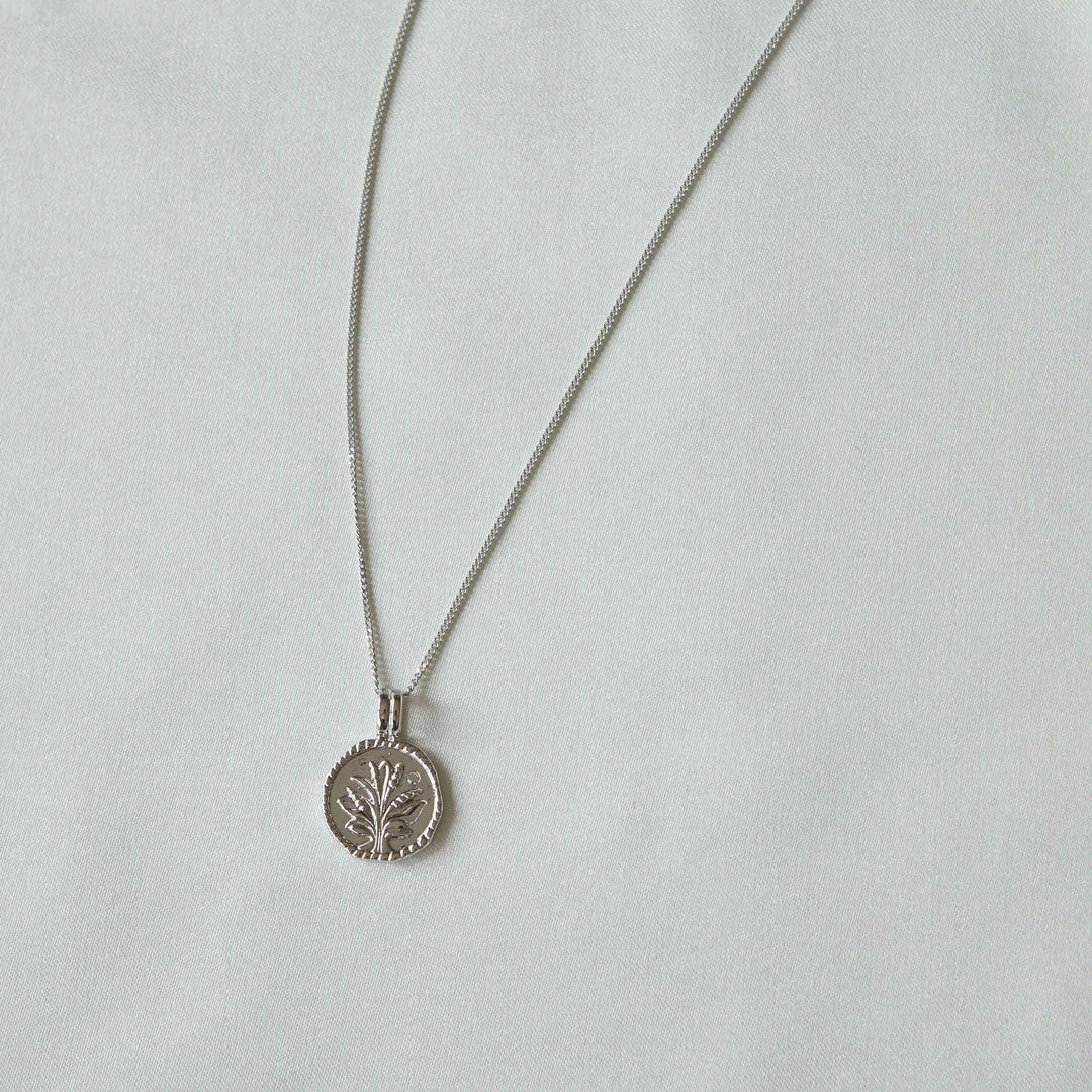 Astridandmiyu Sale Blossom Coin Pendant Necklace In Silver 3 Astridandmiyu Sale Blossom Coin Pendant Necklace In Silver