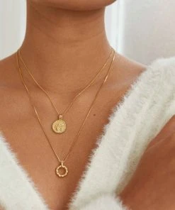 Astridandmiyu Sale Blossom Coin Pendant Necklace In Gold