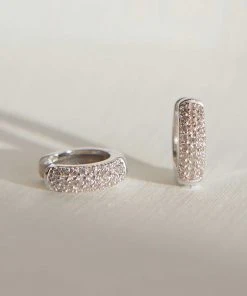 Astrid & Miyu Crystal Bold Huggies In Silver